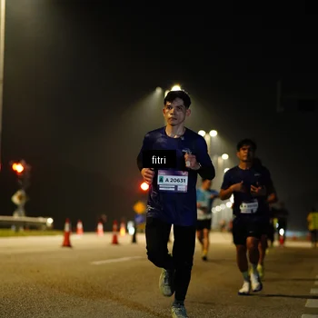 Runner Photo 7413878