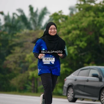 Runner Photo 7413884
