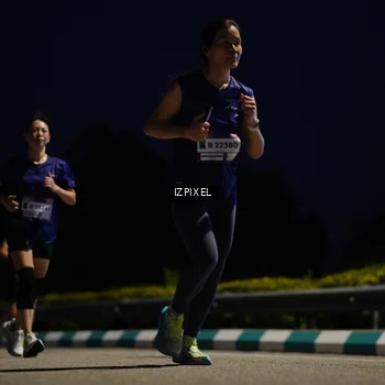 Runner Photo 7413896