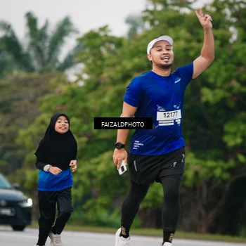 Runner Photo 7413908