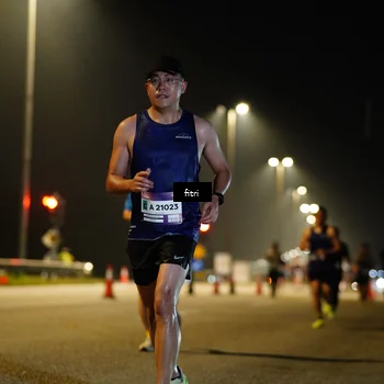 Runner Photo 7413916