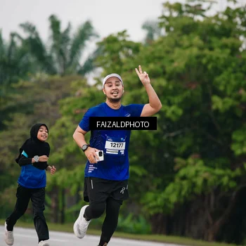 Runner Photo 7413919