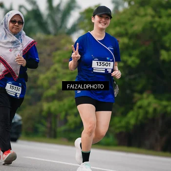Runner Photo 7413953