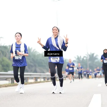 Runner Photo 7413955