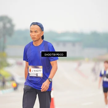 Runner Photo 7413963