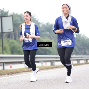 Runner Photo 7413964