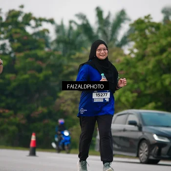 Runner Photo 7413965