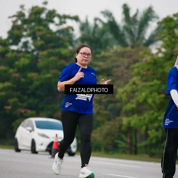 Runner Photo 7413967