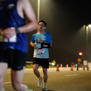 Runner Photo 7413971