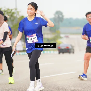 Runner Photo 7413986