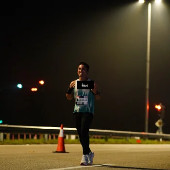 Runner Photo 7413993