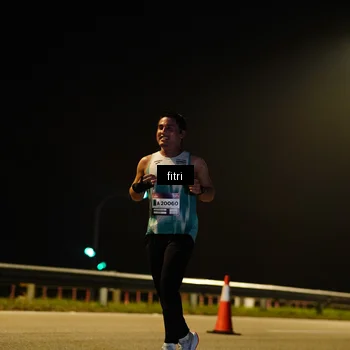 Runner Photo 7414001
