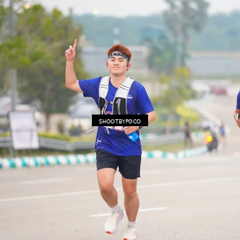 Runner Photo 7414007