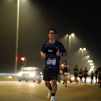 Runner Photo 7414012