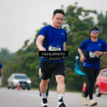 Runner Photo 7414017