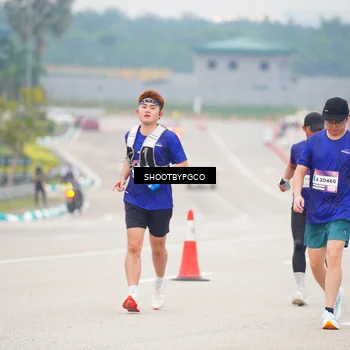 Runner Photo 7414019