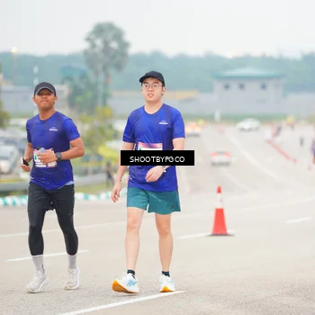 Runner Photo 7414025