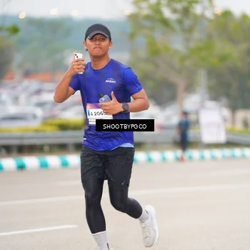 Runner Photo 7414037
