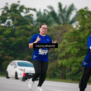 Runner Photo 7414041