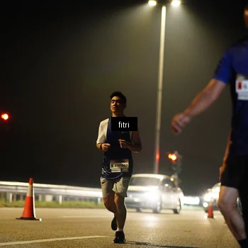 Runner Photo 7414044