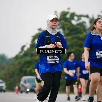 Runner Photo 7414061