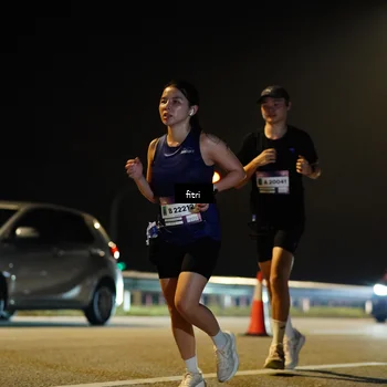 Runner Photo 7414071