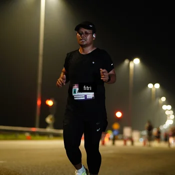 Runner Photo 7414074