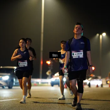 Runner Photo 7414075