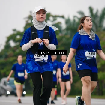 Runner Photo 7414076