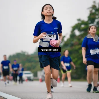 Runner Photo 7414078