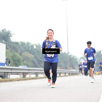 Runner Photo 7414082
