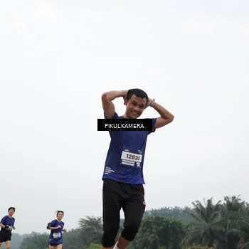 Runner Photo 7414094