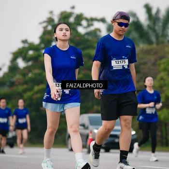 Runner Photo 7414101