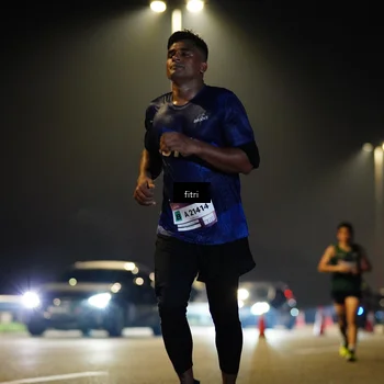 Runner Photo 7414102