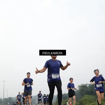 Runner Photo 7414122