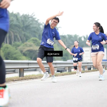 Runner Photo 7414145