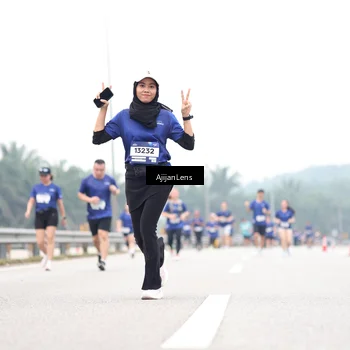 Runner Photo 7414146