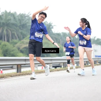 Runner Photo 7414155
