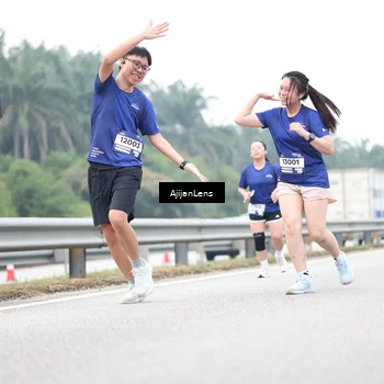 Runner Photo 7414165