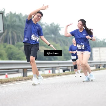 Runner Photo 7414175