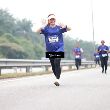 Runner Photo 7414226