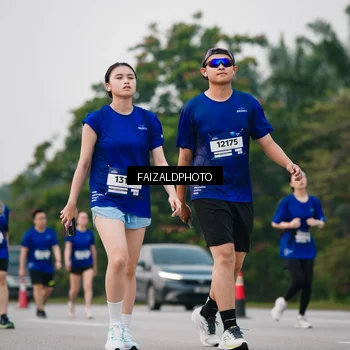 Runner Photo 7414232