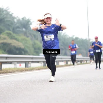 Runner Photo 7414237