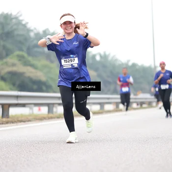 Runner Photo 7414253