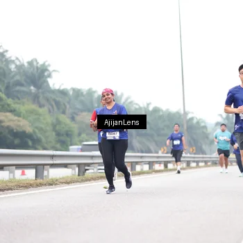 Runner Photo 7414254