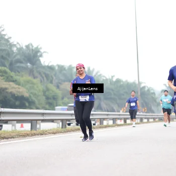 Runner Photo 7414264