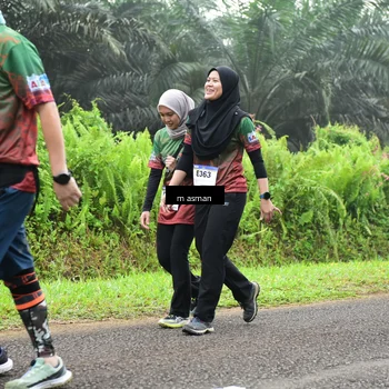 Runner Photo 7414278