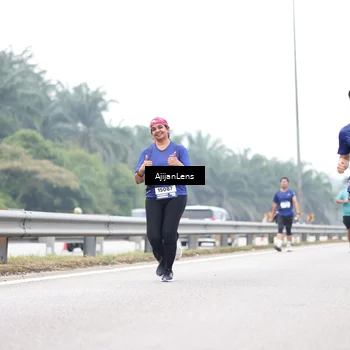 Runner Photo 7414281