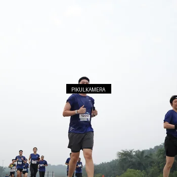 Runner Photo 7414285