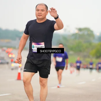Runner Photo 7414288